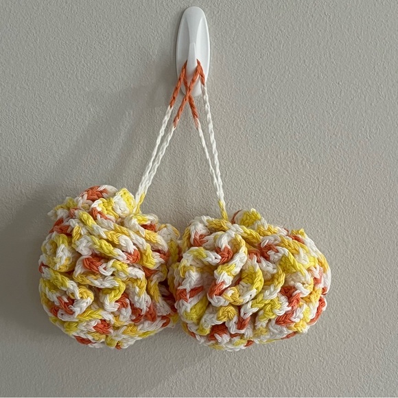 Set of 2 Crochet Yellow/Orange/White Eco-Friendly Bath Loofahs with Hanging Loop - Picture 2 of 10